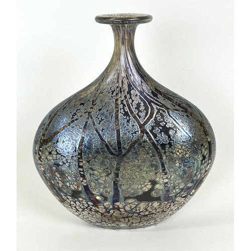 449 - An Art Glass vase, 22 cm high