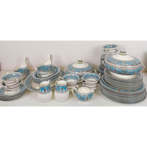 1215 - A Wedgwood Florentine pattern part dinner service (qty)