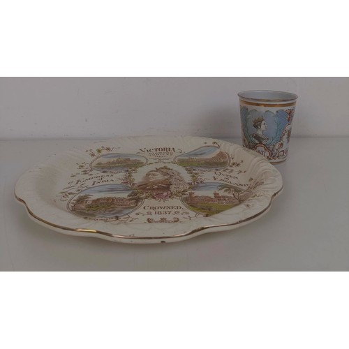 1219 - An enamel beaker, commemorating the Diamond Jubilee of Queen Victoria, and a plate (2)