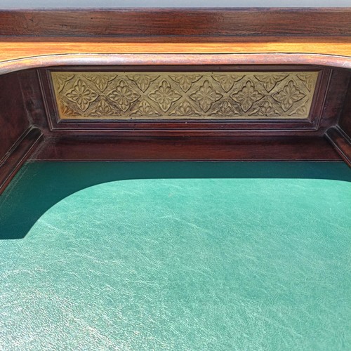 1446 - A ladies mahogany writing desk, 105 cm wide