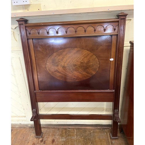 1415 - A pair of mahogany single bedends, 92 cm wide, a stool, a table, a wine table, a pot cupboard, a box... 