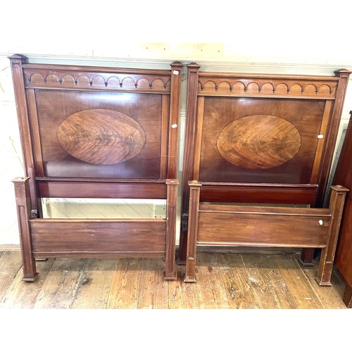 1415 - A pair of mahogany single bedends, 92 cm wide, a stool, a table, a wine table, a pot cupboard, a box... 