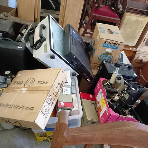 1329 - Assorted projectors, microscopes and other items (qty)