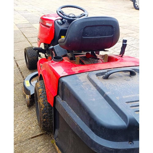 1488 - A Lawnflite 903RT ride on garden lawnmower