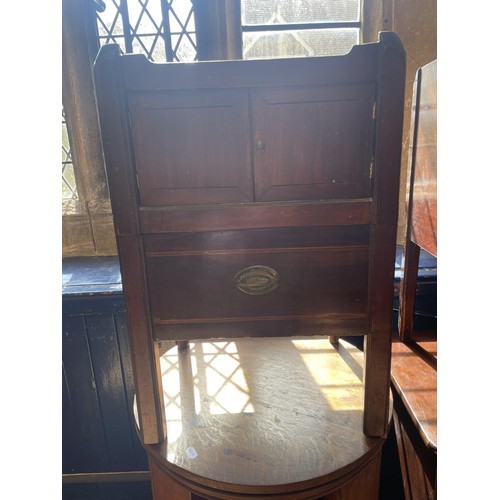 1448 - A mahogany tray top commode, 48 cm wide, another, a triptych mirror, and a pair of lamps (5)