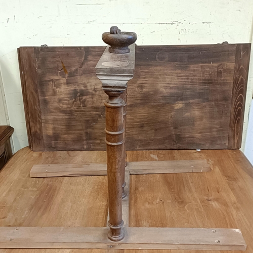 1532 - A French extending walnut dining table with three extra leaves