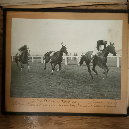 1331 - A vintage racing photograph, of the Newmarket Handicap, 23 x 29 cm, and assorted other vintage racin... 