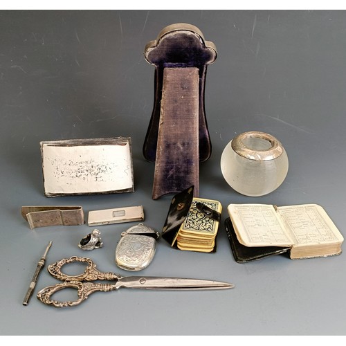 95 - A silver vesta case, a glass and silver mounted match strike and other items