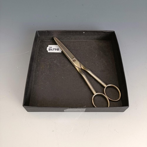 194 - A pair of scissors, previously gilded