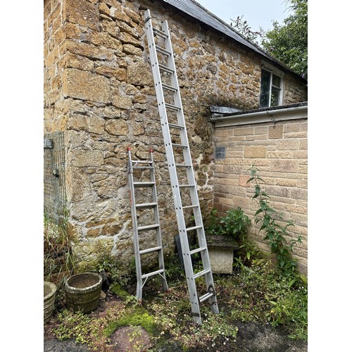 22 - An aluminium ladder, and an aluminium step ladder (2)