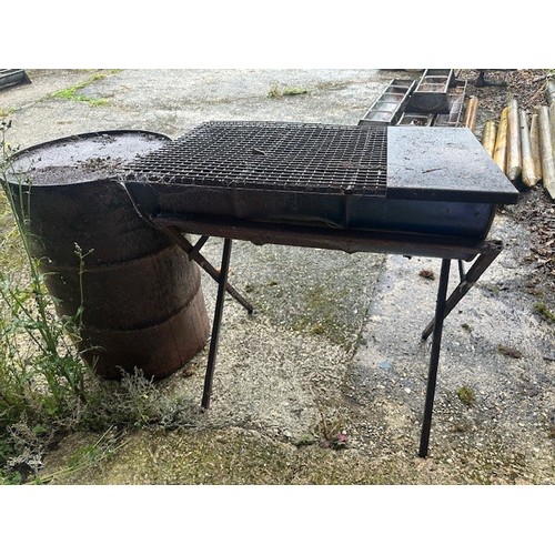 26 - A BBQ, constructed from an oil barrel, and an oil barrel (2)