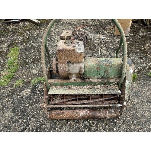 34 - A Webb model AB1439 garden lawnmower, with a Briggs & Stratton engine, barn stored, lacks grass ... 