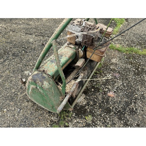 34 - A Webb model AB1439 garden lawnmower, with a Briggs & Stratton engine, barn stored, lacks grass ... 