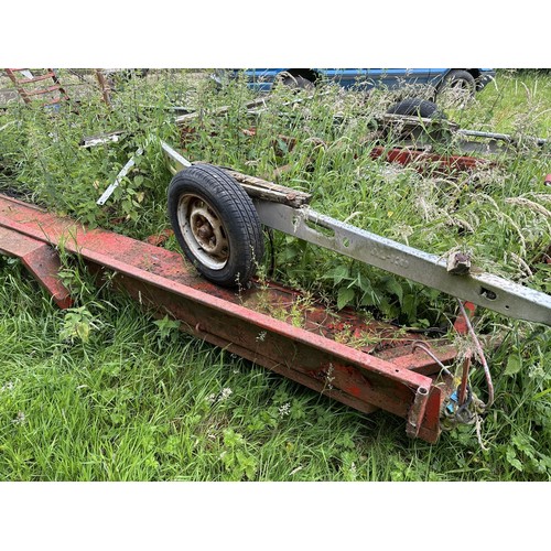 60 - An old car trailer, and the chassis from a caravan (2)