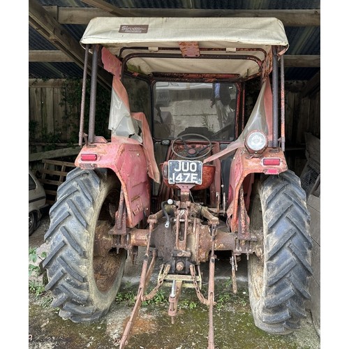 61 - A Massey-Ferguson 165 tractor, we understand this has a water pump issue, no documents