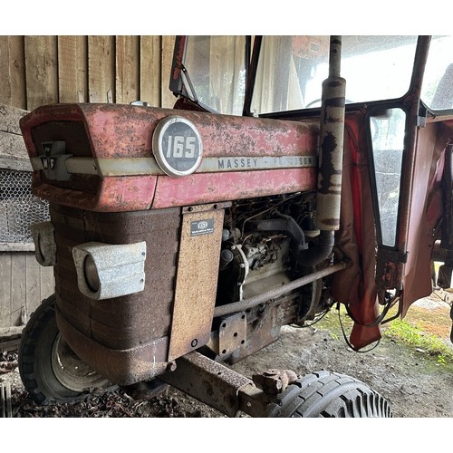 61 - A Massey-Ferguson 165 tractor, we understand this has a water pump issue, no documents