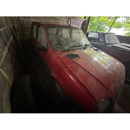 90 - 1991 Rover MetroRegistration number H728 LLJRedLast MOT expired in 2007 (several failures)Barn store... 