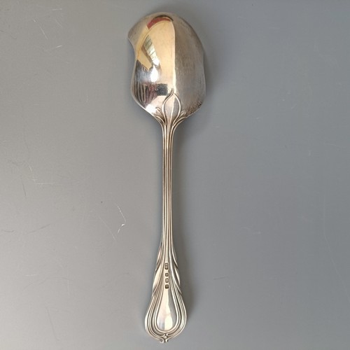 267 - A silver ice cream spoon, Birmingham 1912