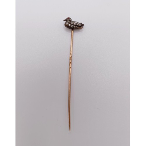 523 - A late 19th/early 20th century stick pin, in the form of a duck