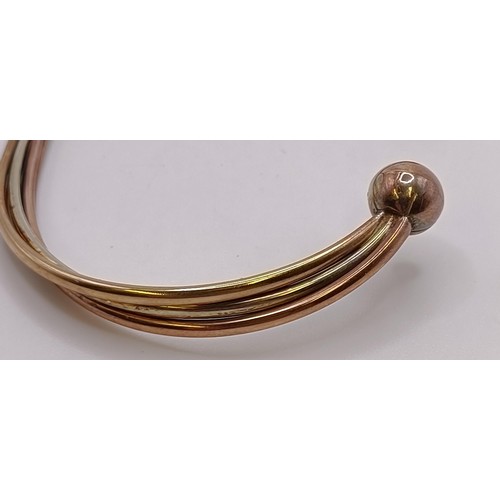 551 - A 9ct gold bangle, 5.1 g, and other jewellery (7)