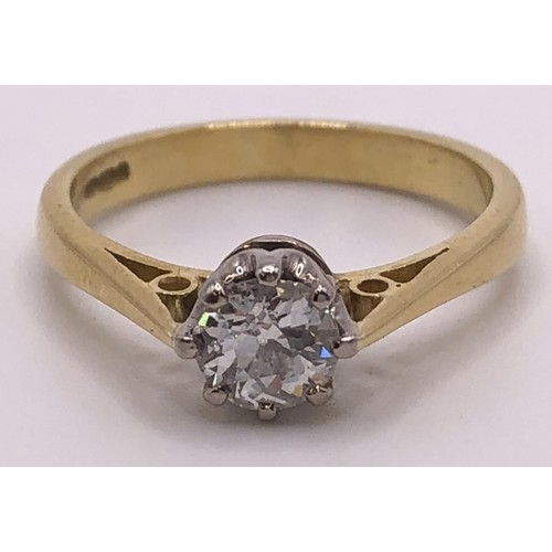 630 - An 18ct gold and diamond solitaire ring, ring size M