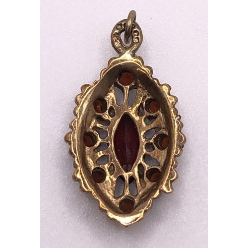 638 - An Art Nouveau style pendant, a cameo ring, a pendant, and a vintage jewellery box (4)