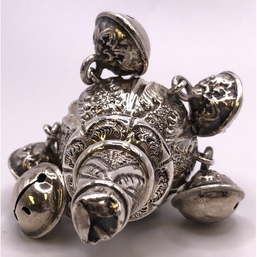 289 - A late 19th/early 20th century silver coloured metal baby's whistle/rattle