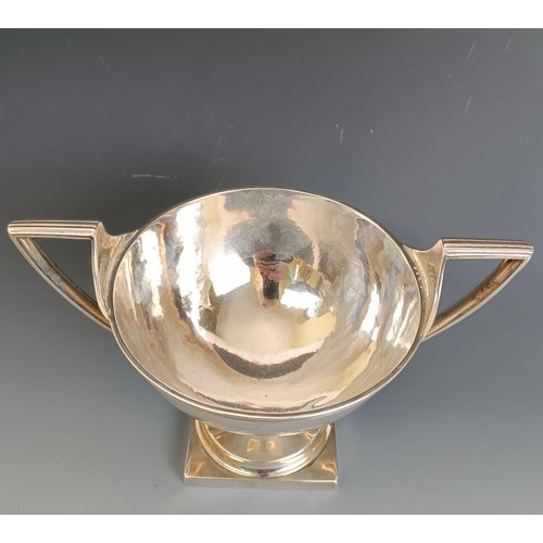 296 - A late 18th century silver tureen and cover, with engraved decoration, London 1796, 20.3 ozt, 17.5 c... 