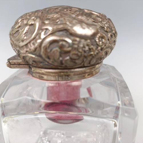 8 - A silver mounted glass inkwell, 8.5 cm high