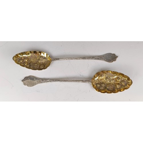 22 - A pair of George III silver berry spoons, initialled, London 1789, 3.4 ozt