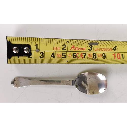 45 - A rare late 17th century silver trefid condiment spoon, Thomas Allen, 0.3 ozt, 9.5 cm