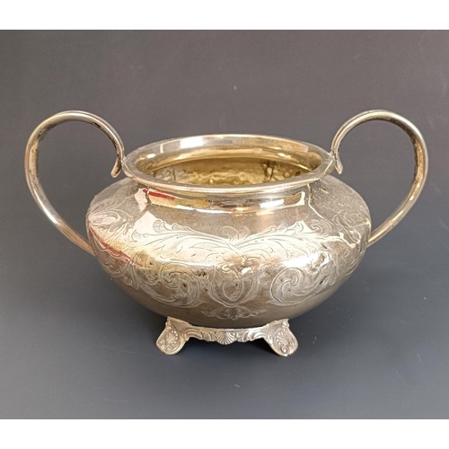 357 - An early Victorian silver two handle sugar bowl, and a matching cream jug, London 1839, 17.7 ozt  (2... 