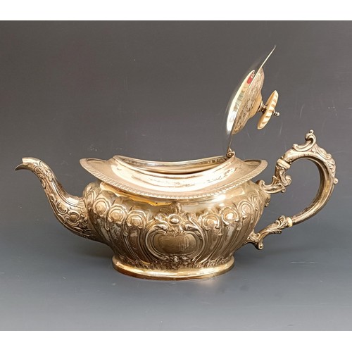 378 - A late Victorian silver three piece tea set, Sheffield 1900, 41.5 ozt, Ivory Exemption Registration ... 