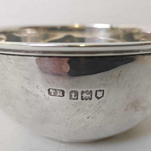 377 - A George V silver sugar bowl, and a silver cream jug, 5 ozt