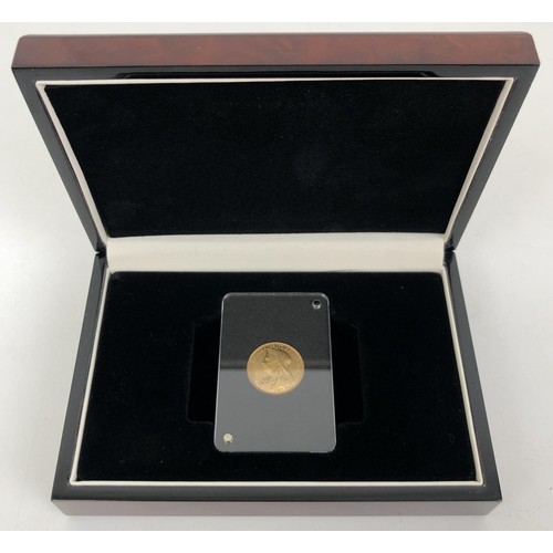 810 - A Queen Victoria sovereign, 1897, with London Mint Office certificate, boxed