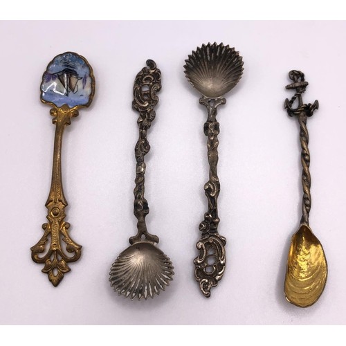 691 - A silver coloured metal filigree posy holder, a thimble, a pill box, and four mustard spoons