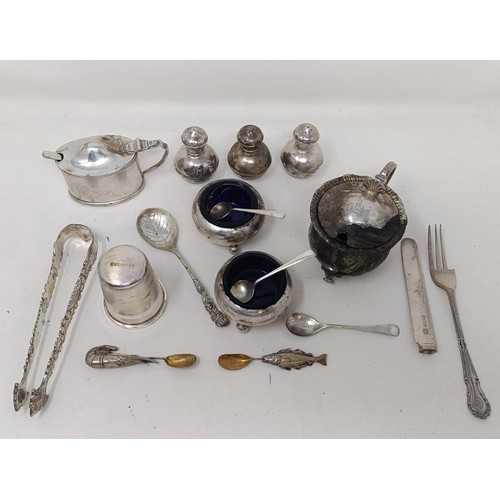 346 - A large silver thimble/measure, London 1977, assorted silver condiments and other items