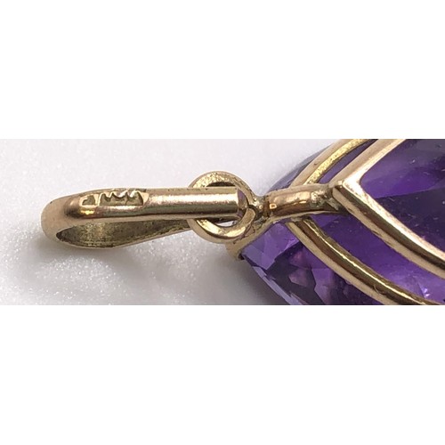 754A - A 14ct gold amethyst pendant