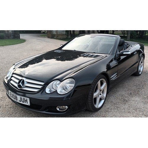 1000 - 2008 Mercedes-Benz SL350Registration number EX08 JUHChassis number WDB2304562F137695Engine number 27... 