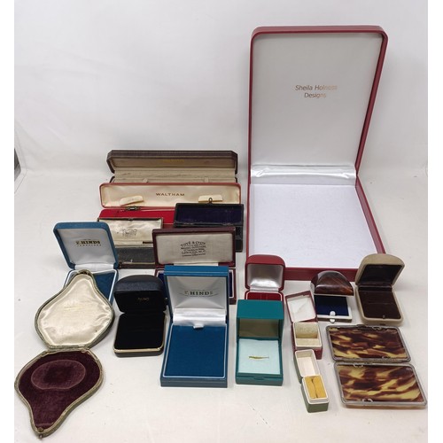 736 - Assorted jewellery boxes