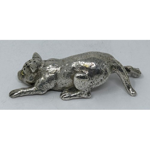 128 - A rare Victorian silver pepperette, in the form of a crawling cat, Alexander Crighton, London 1881, ... 