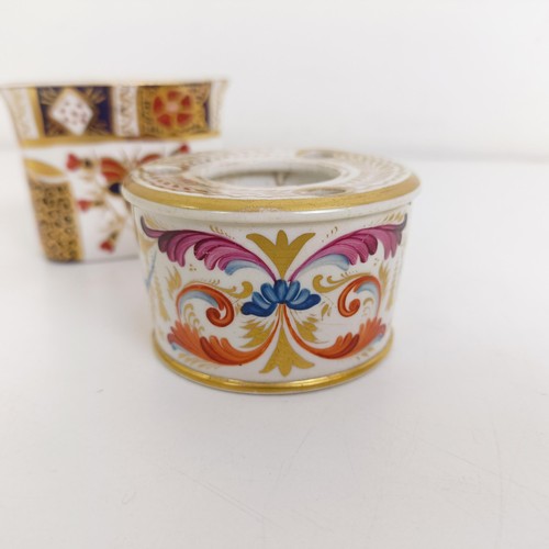 1020 - A Crown Derby inkwell, 5 cm high x 14 cm wide, another 5 cm high x 7 cm wide, and a holder (3)