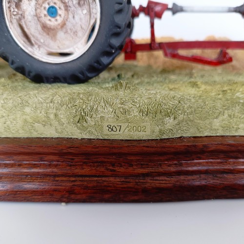 1008 - Border Fine Arts, Hay Baling, limited edition model, number 807/2002, with certificate, boxed