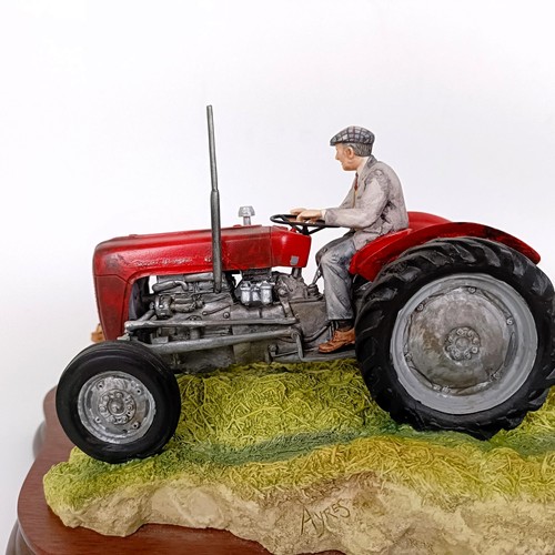 1009 - Border Fine Arts, Hay Turning, limited edition model, number 272/1750, with certificate, boxed