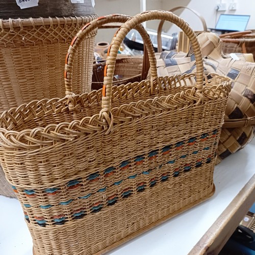 1094 - Assorted baskets (qty)