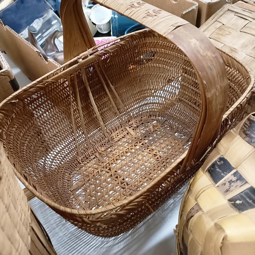 1094 - Assorted baskets (qty)