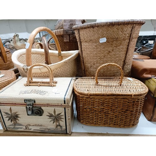 1098 - Assorted baskets