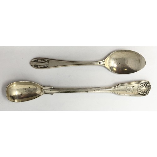 442 - A set of six silver teaspoons, cased, and assorted other flatware, 8.6 ozt