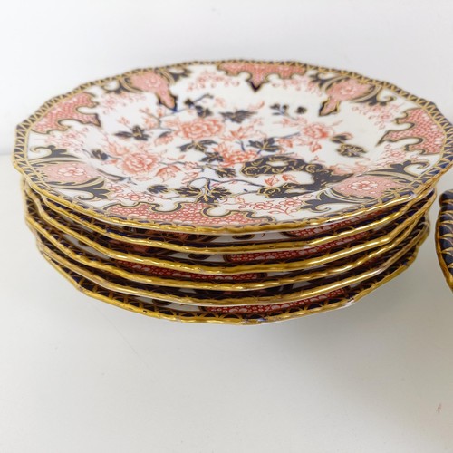 1042 - A 19th century Crown Derby dessert service, comprising three shaped bowls, two oval bowls and twelve... 