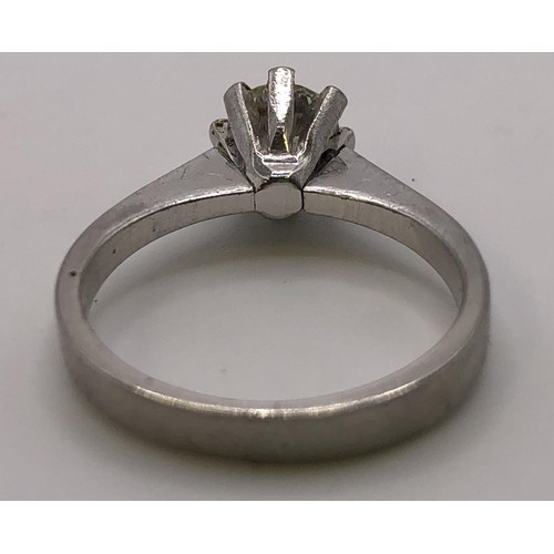 815 - A platinum solitaire diamond ring, central stone approximately 1 ct